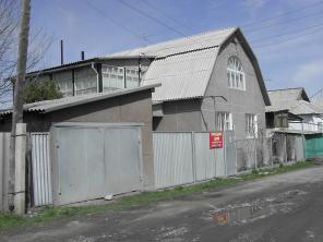 срочно продаю 2 этажный дом
