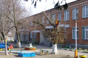 Продаю кирпичный  благоустроенный  дом