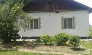Продается  дом из 3 комнат