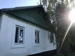 Продаю дом, 4 х комнатный, газ, локация автовокзал, цена догов, 16000 $